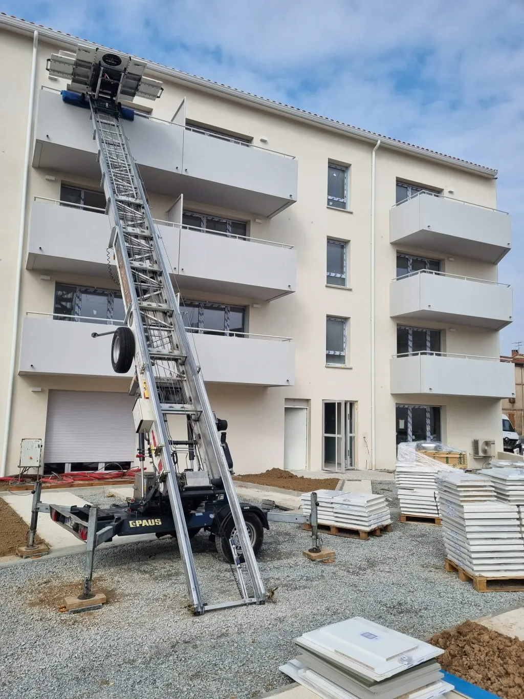 Nos monte matériaux pour les entreprises à Toulouse