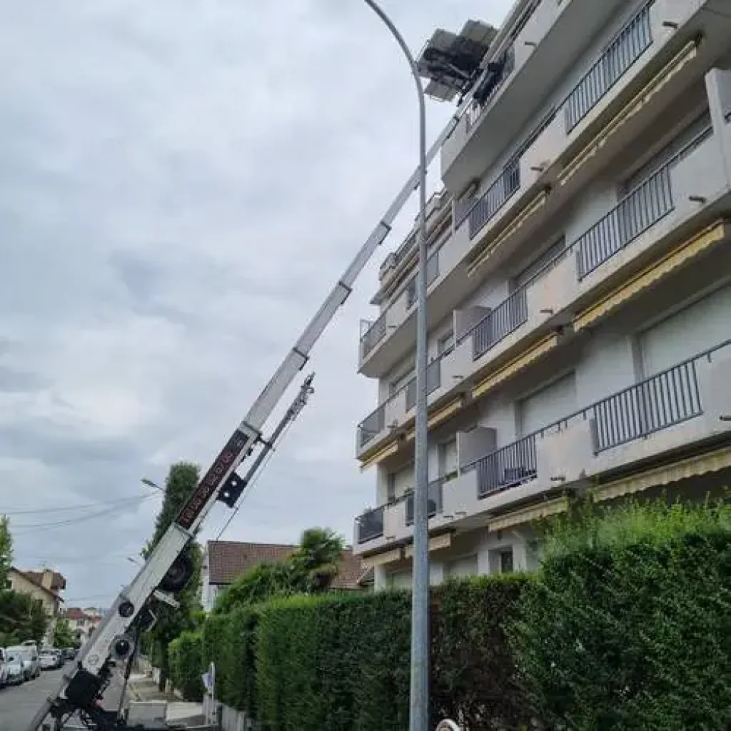 Location de monte charge à Toulouse pour les particuliers